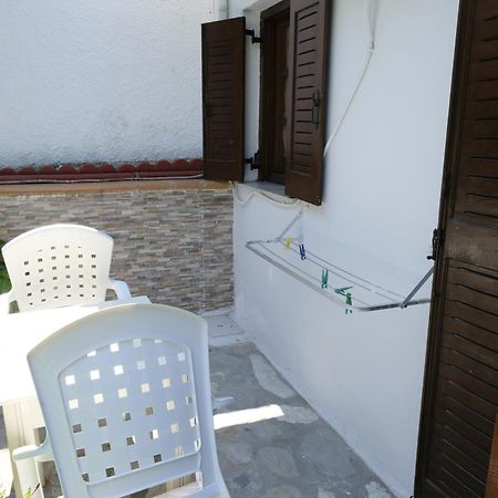 Taxiarchis Apartments Skiathos Town Room photo