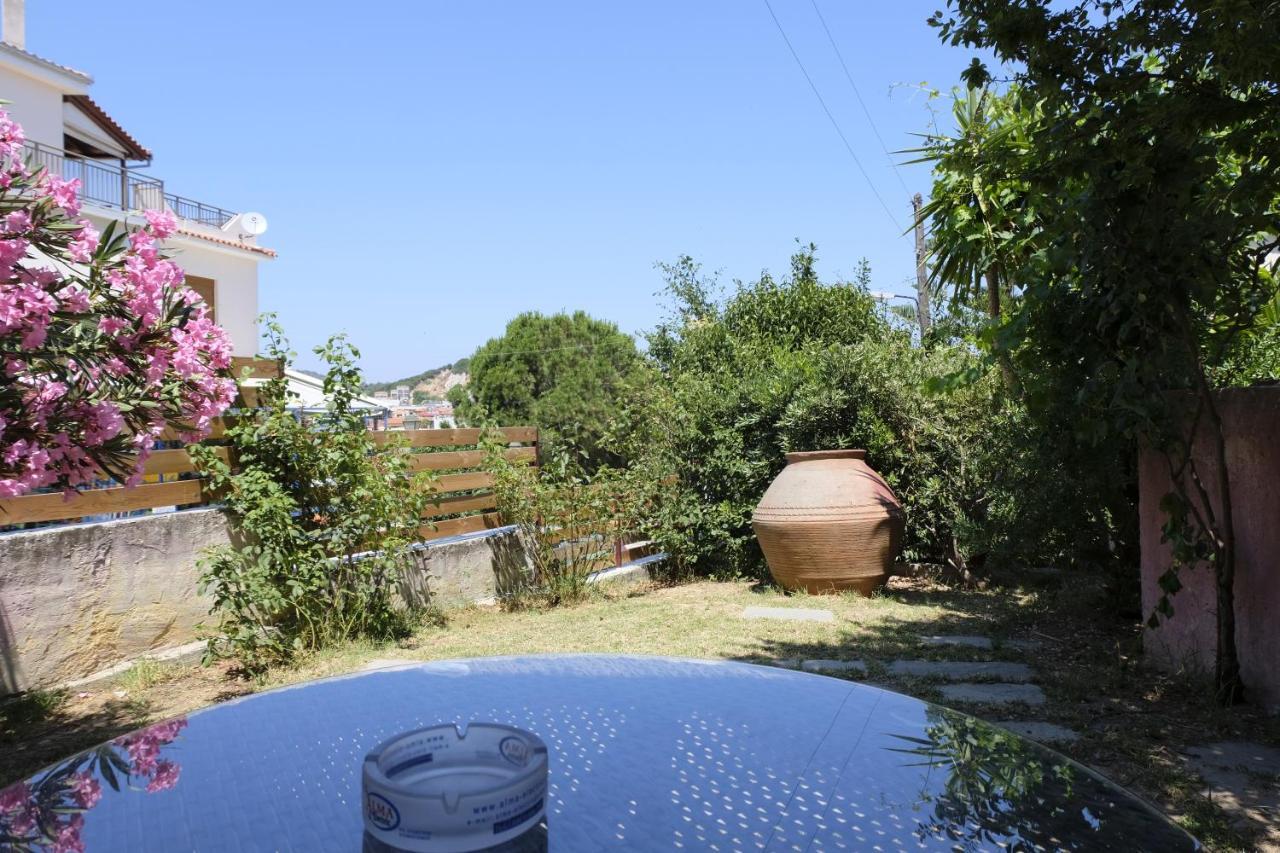Taxiarchis Apartments Skiathos Town Exterior photo